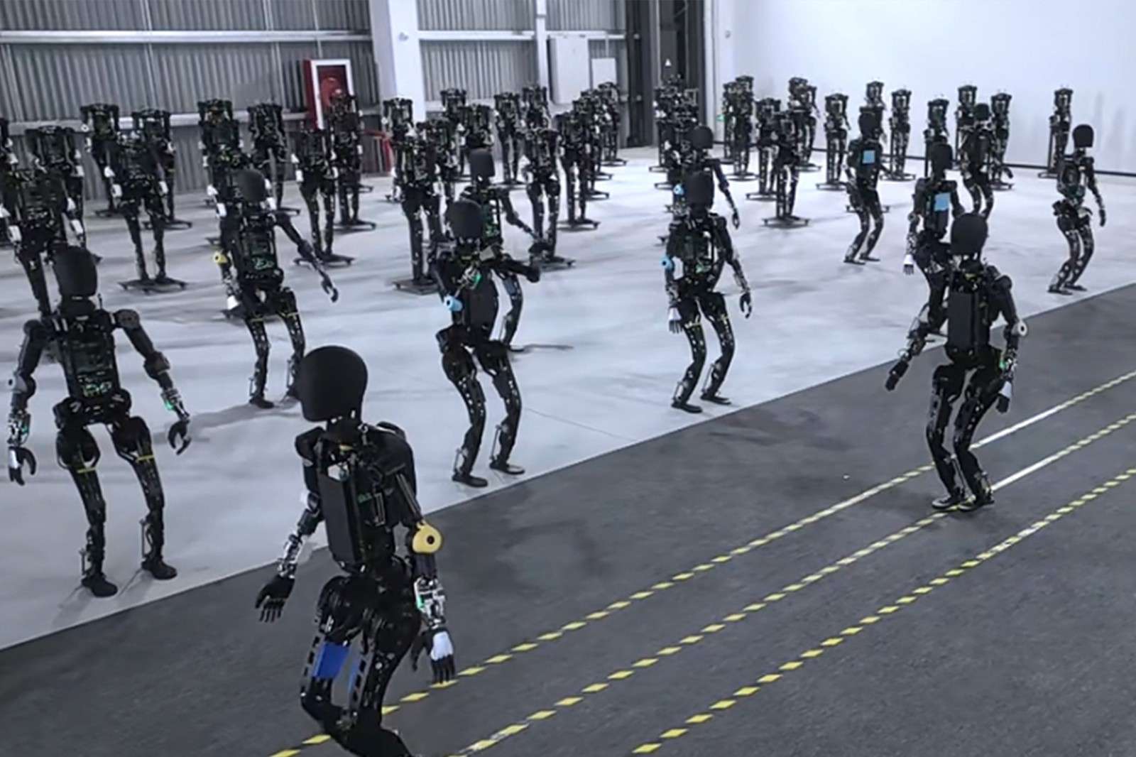 im电竞开启通用机器人商用量产